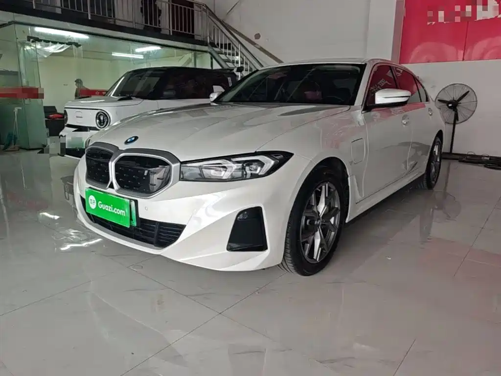 BMW i3 2024 eDrive 35 L фото 2