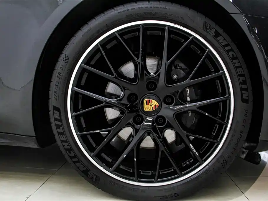 Porsche Panamera 2023 Panamera Executive Long Wheelbase 2.9T фото 9