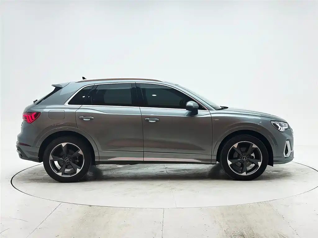 Audi Q3 2021 35 TFSI Fashion Sport фото 9