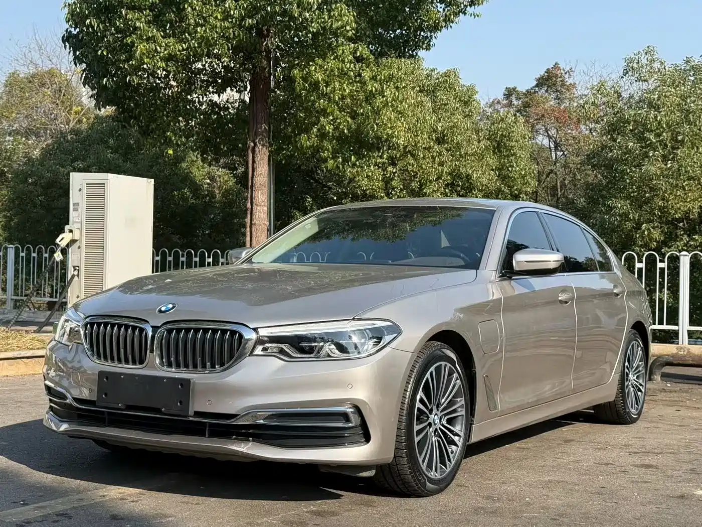 BMW 5 SERIES NEW ENERGY