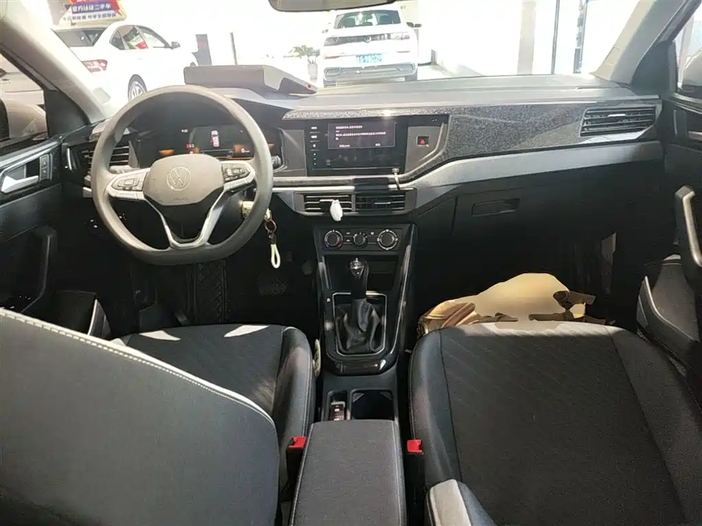 Volkswagen Lavida 2025 New Edge 1.5L Outstanding New Ease фото 10