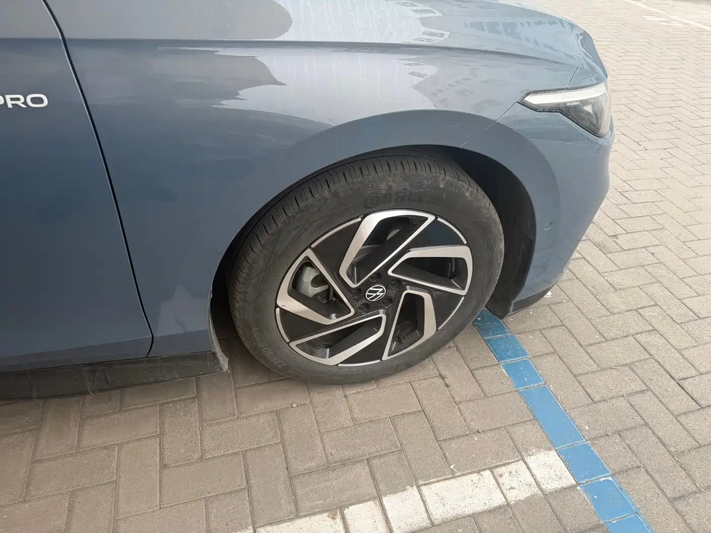 VOLKSWAGEN ID.7 VIZZION