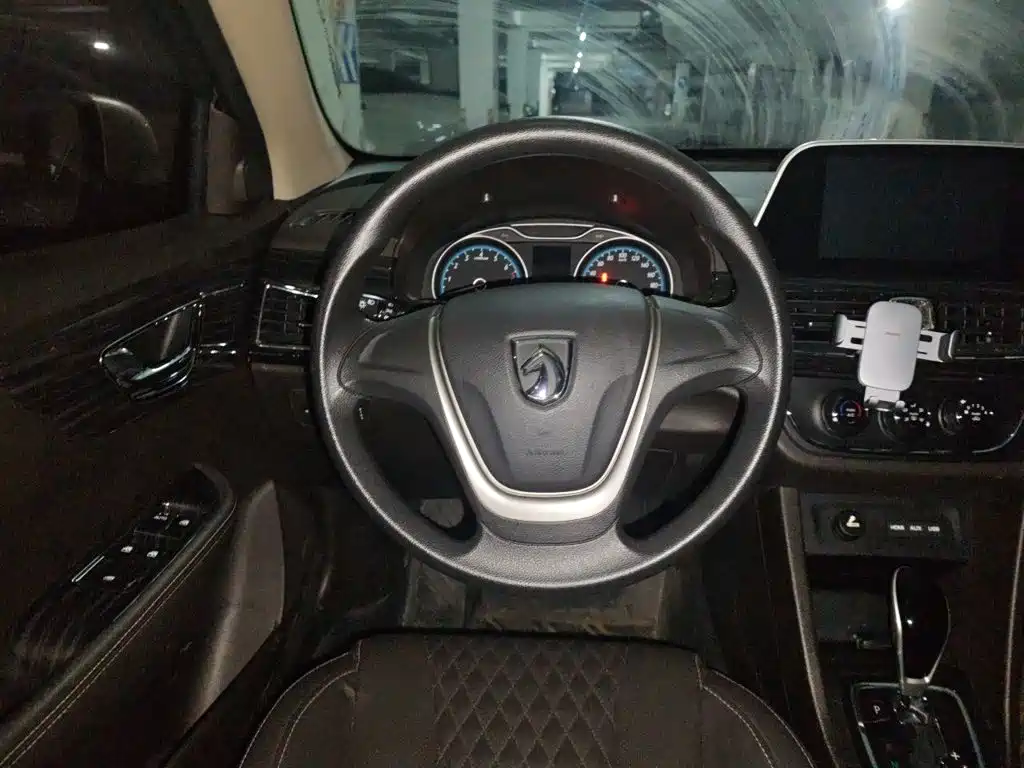 Baojun 630 2016 2016 1.5L Auto Comfort