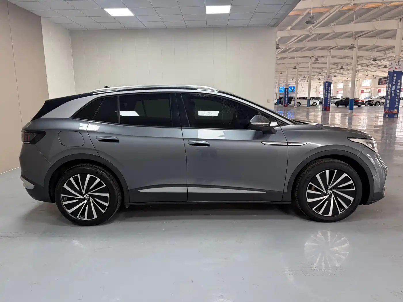 Volkswagen ID.4 X 2022 Smart Long Range Edition фото 8