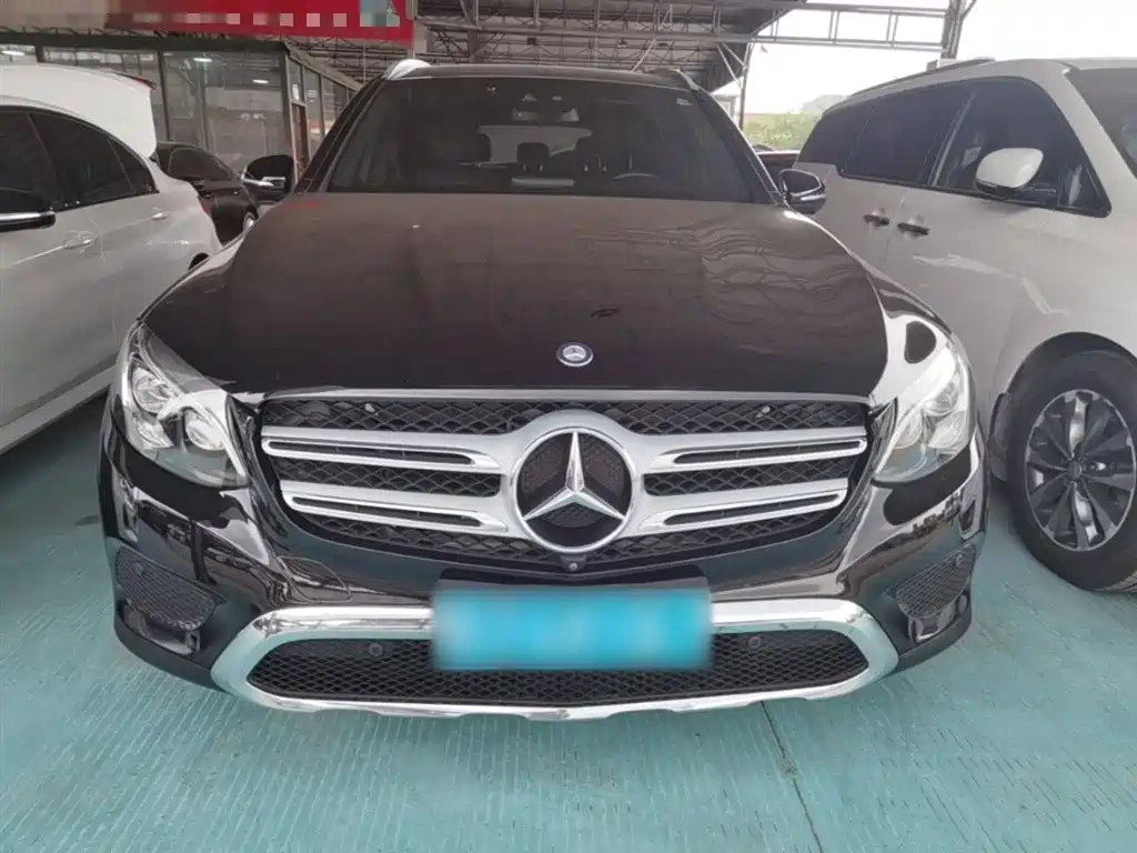 Mercedes-Benz GLC 2016 GLC 300 4MATIC Dynamic фото 3