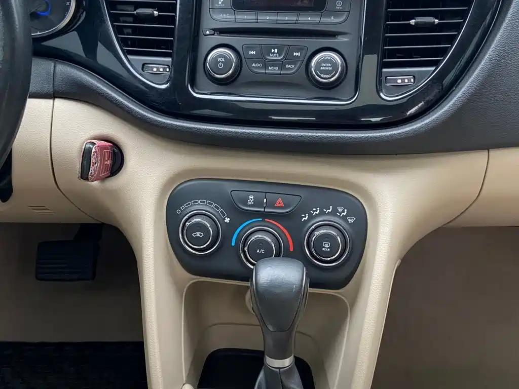 Fiat Viaggio 2014 2012 1.4T Auto Power Edition