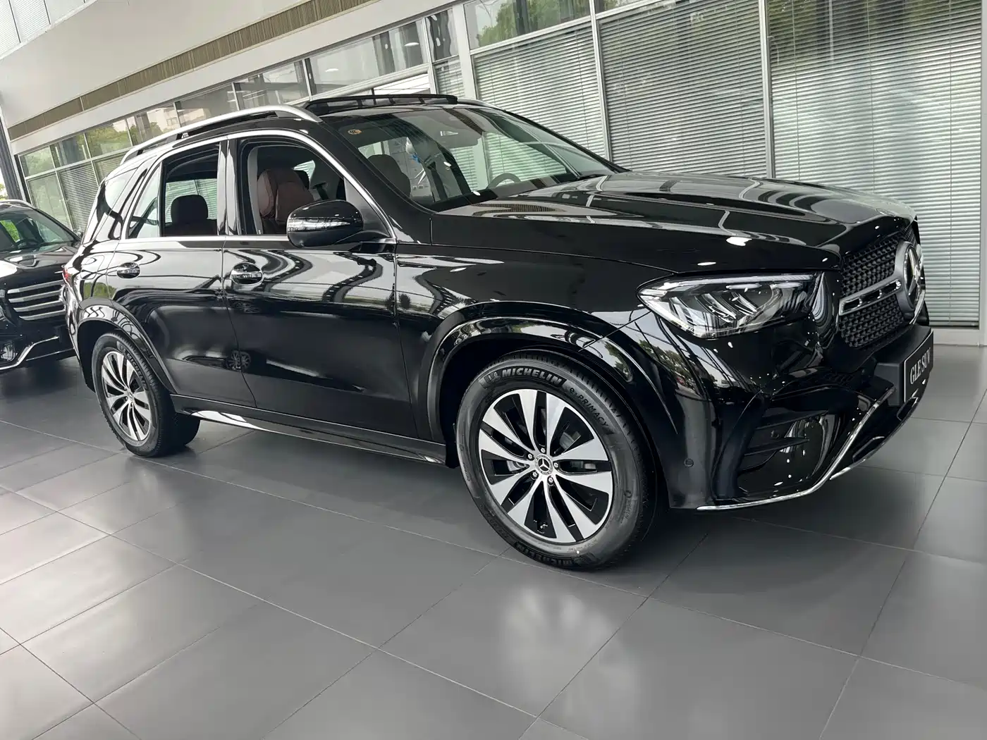 Mercedes-Benz GLE 2025 GLE 350 4MATIC Fashion фото 2