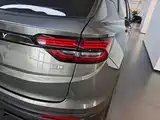 Фото 8 - Geely Coolray