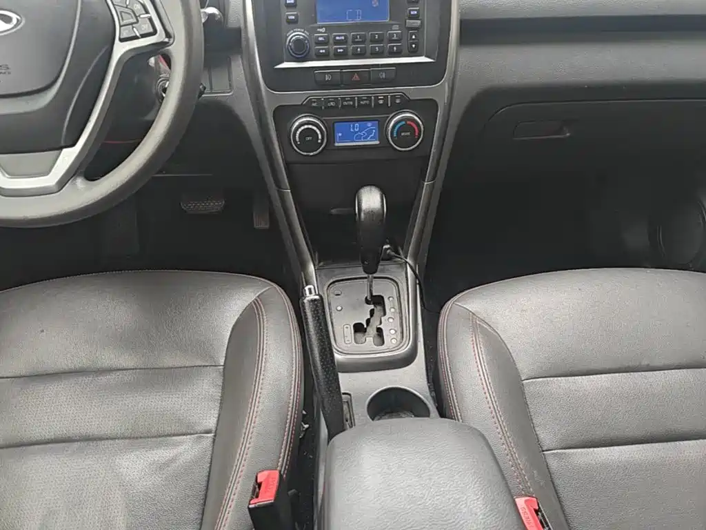 Chery Tiggo 3 2016 2015 1.6L CVT Smart Sport