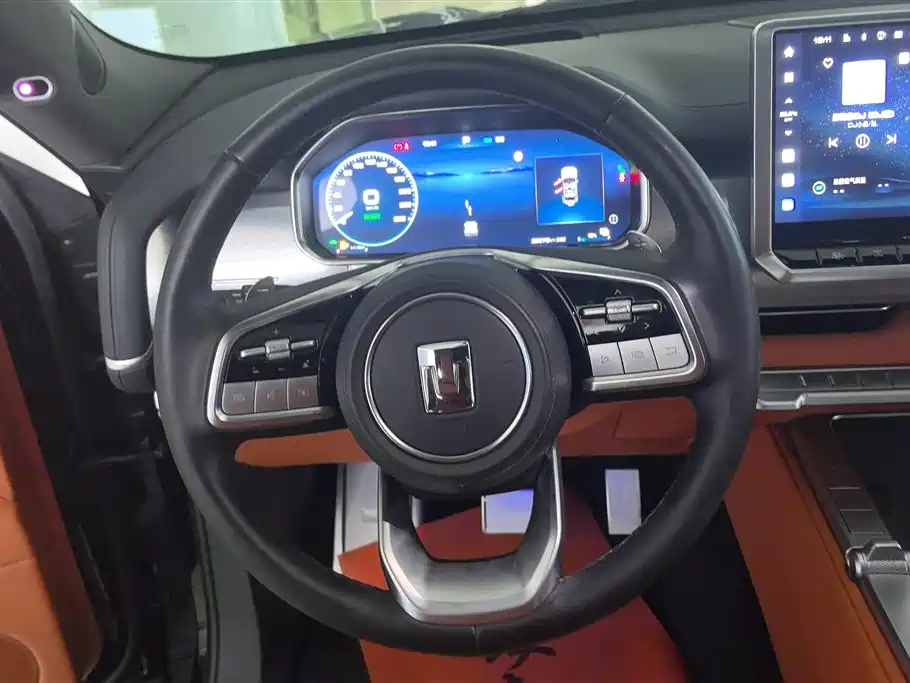 TANK TANK 700 NEW ENERGY