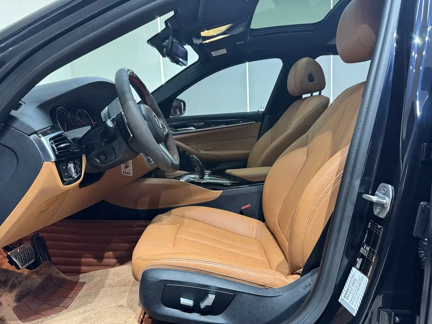 BMW 5 Series 2018 530Li Leading M Sport Package фото 10