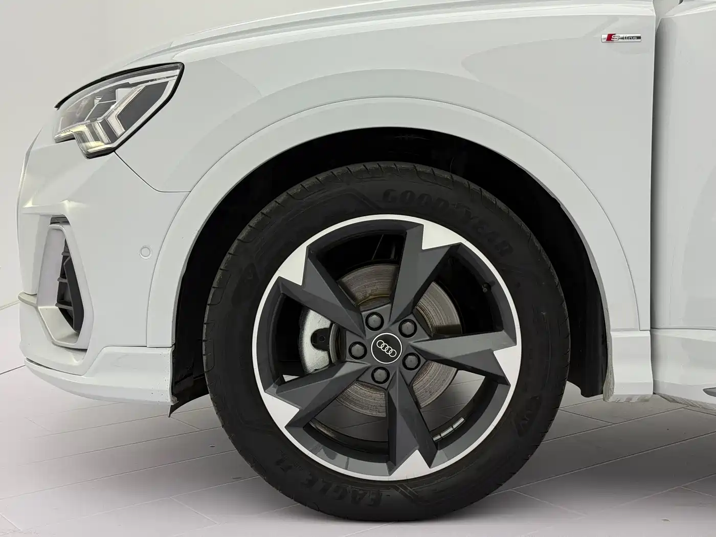 Audi Q3 2022 35 TFSI Fashion Dynamic фото 20