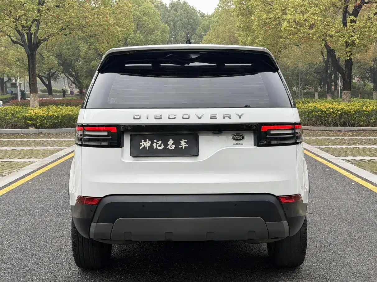 Land Rover Discovery 2018 3.0 SC V6 SE фото 17