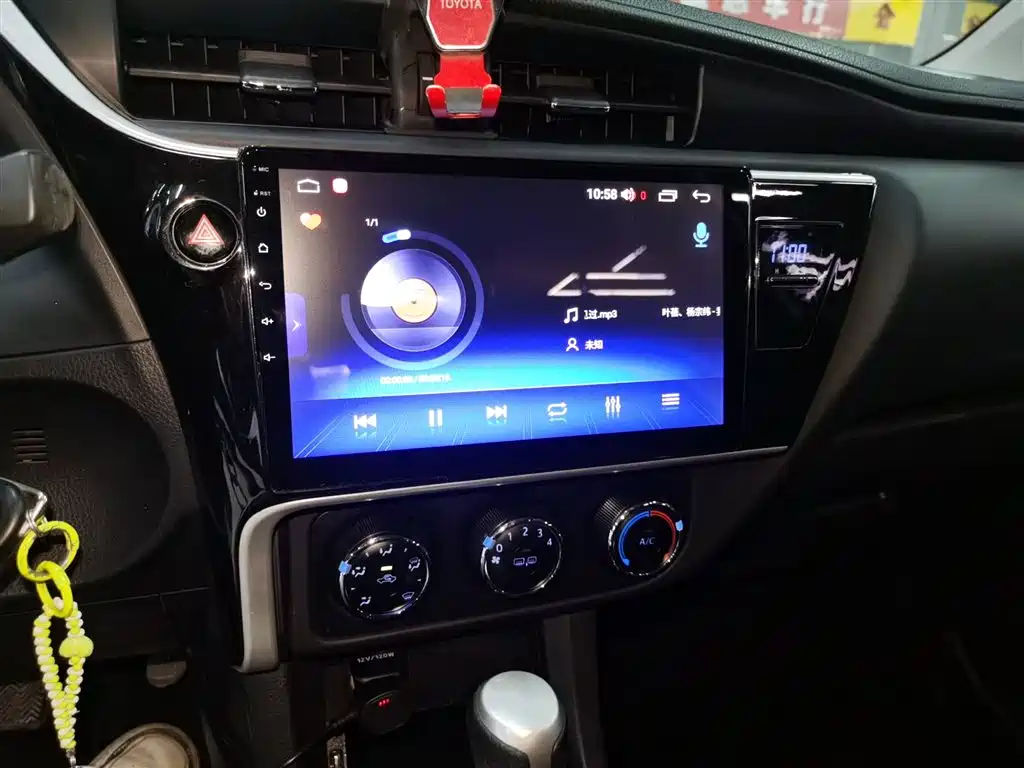 Toyota Corolla 2017 Facelift 1.2T S-CVT GL фото 9