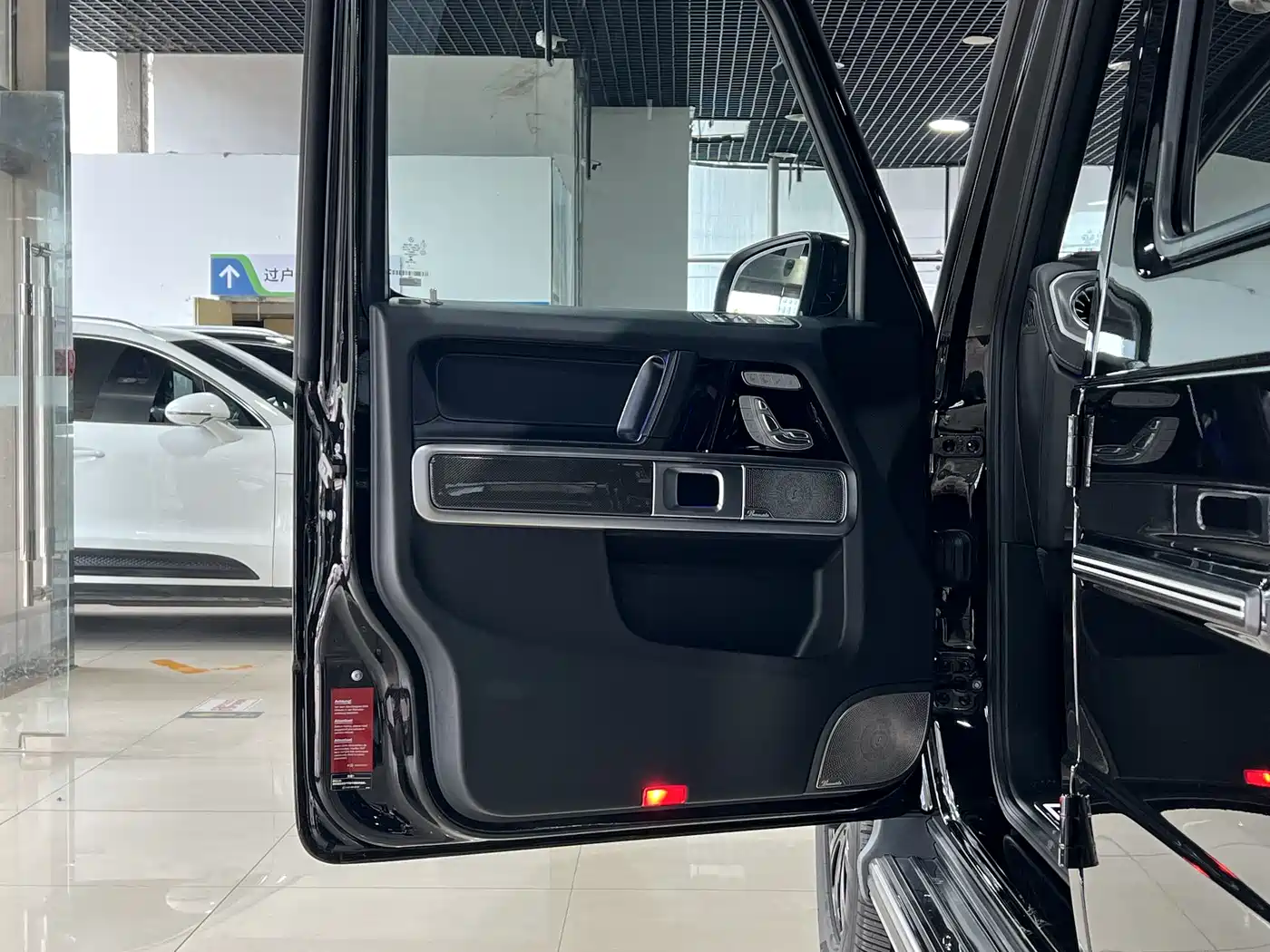 Mercedes-Benz G-Class 2022 G 500 фото 10