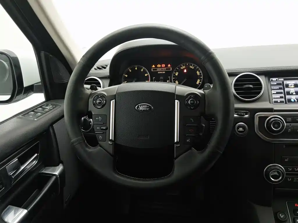 Фото 11 - Land Rover Discovery