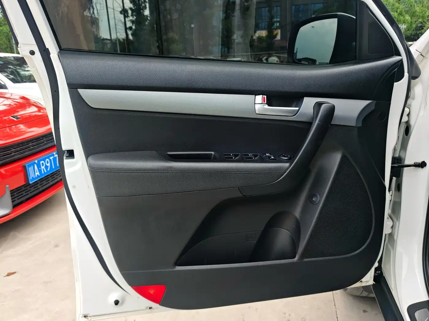Kia Sorento 2013 2.4L 5-seat Gasoline Luxury (China IV) фото 4