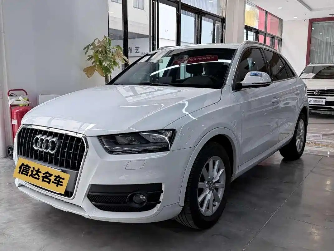 Audi Q3 2015 30 TFSI Progressive