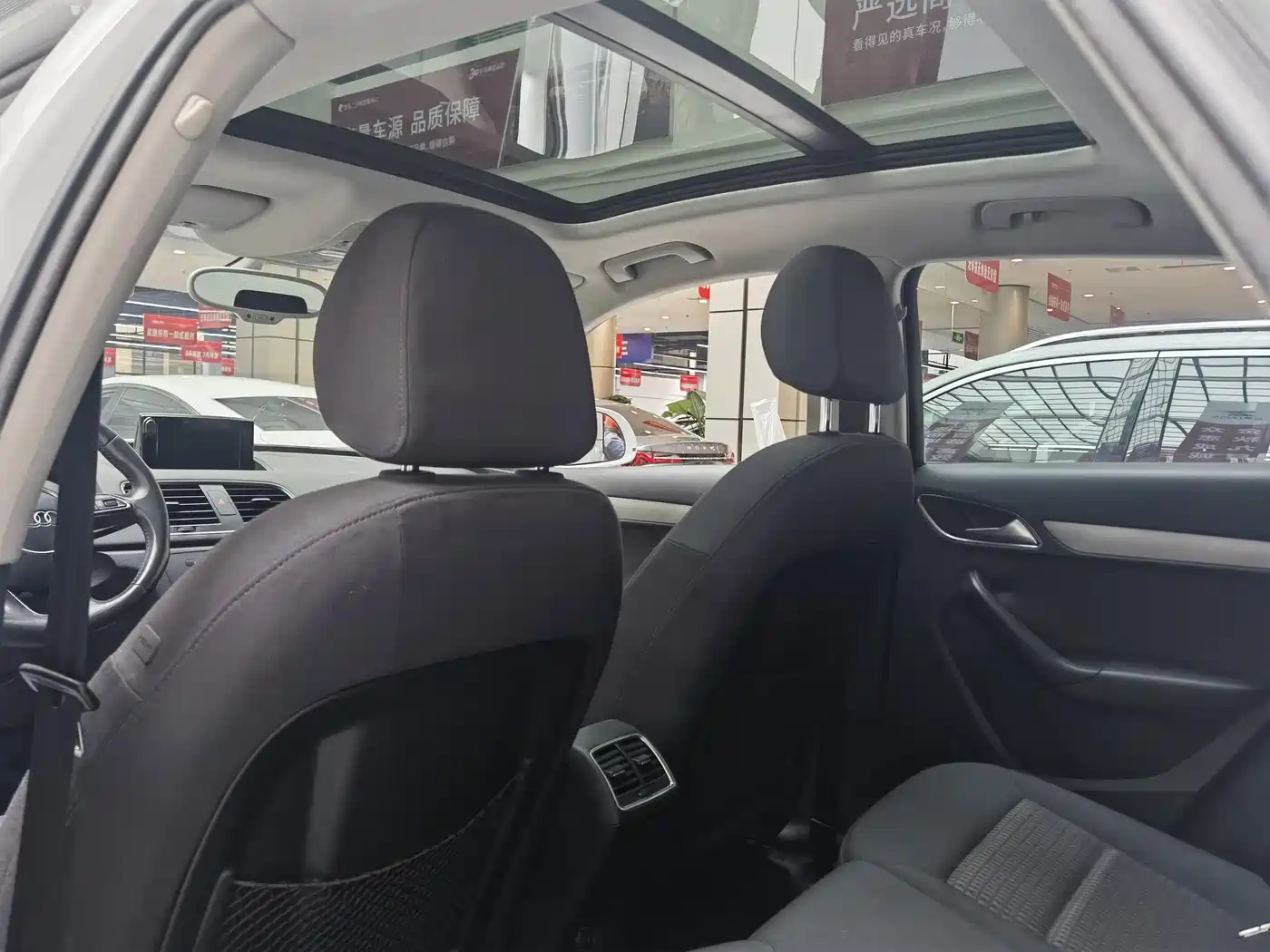 Audi Q3 2015 30 TFSI Progressive фото 14