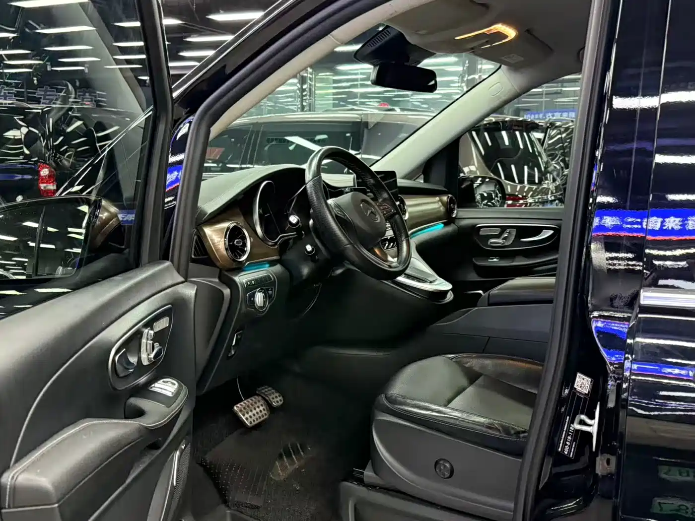 Mercedes-Benz V-Class 2021 V 260 Premium Edition фото 4