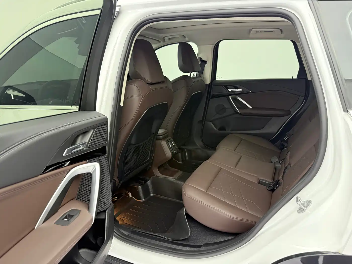 BMW X1 2023 sDrive20Li X Design Package фото 9