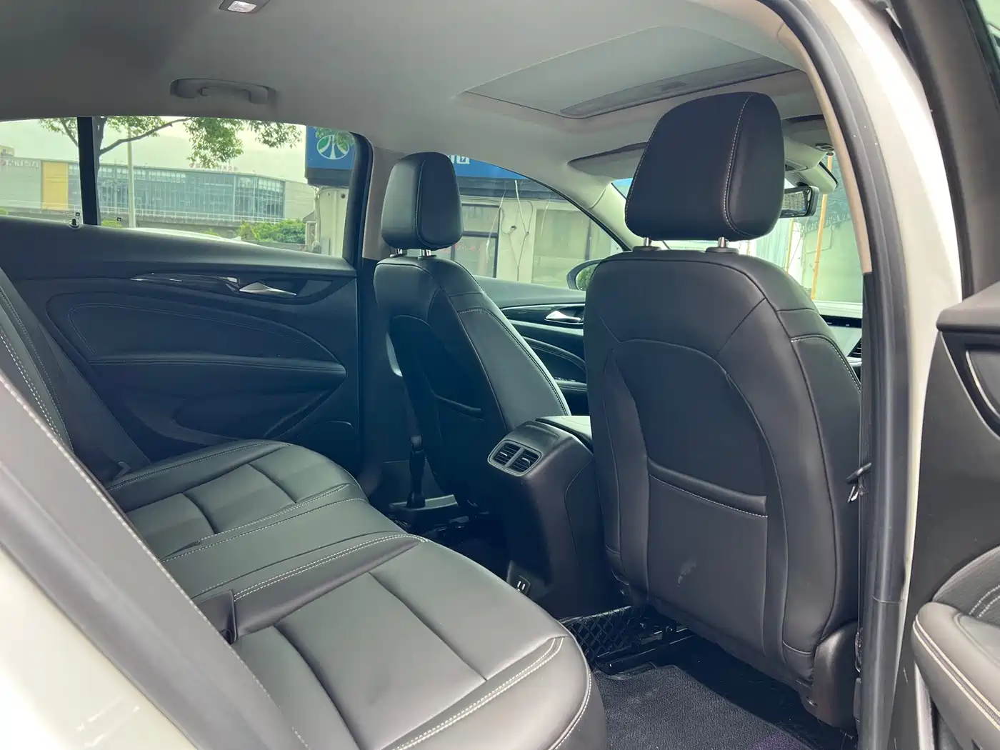 Buick Regal 2024 25T Ultra Comfort Edition фото 8