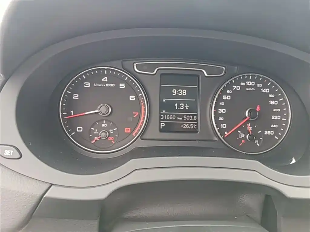 Audi Q3 2016 30 TFSI Heritage Edition Smart Leader фото 12