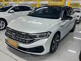 Фото 1 - Volkswagen Sagitar