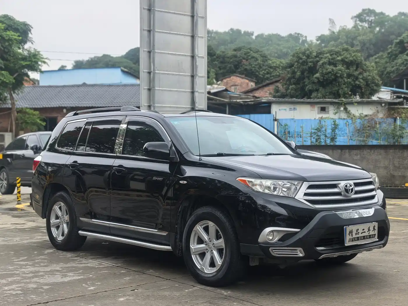 Toyota Highlander 2012 2.7L 2WD 7-Seat Elite фото 3