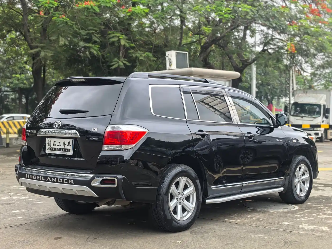 Toyota Highlander 2012 2.7L 2WD 7-Seat Elite фото 7