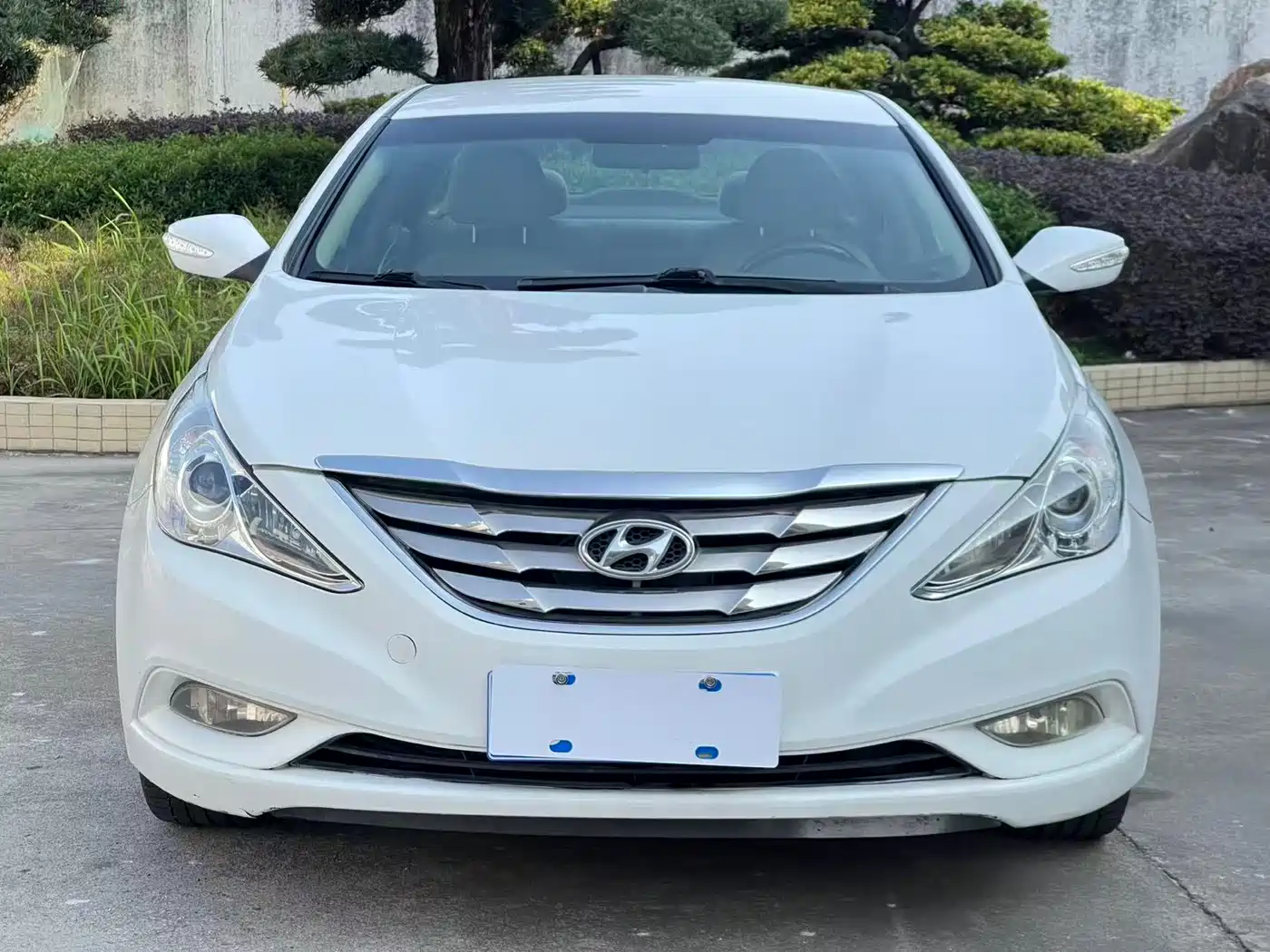 Hyundai Sonata 2013 2.0L Automatic Fashion Edition фото 2