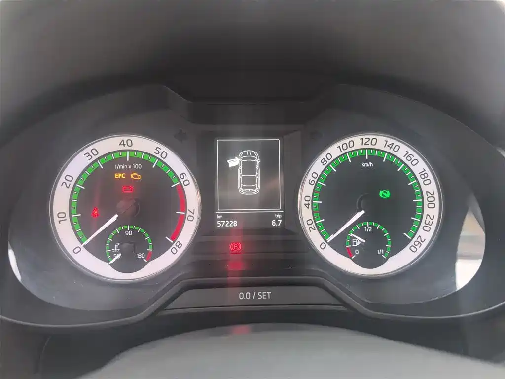 Škoda Octavia 2019 1.5L Automatic Smart Luxury Edition China V фото 12
