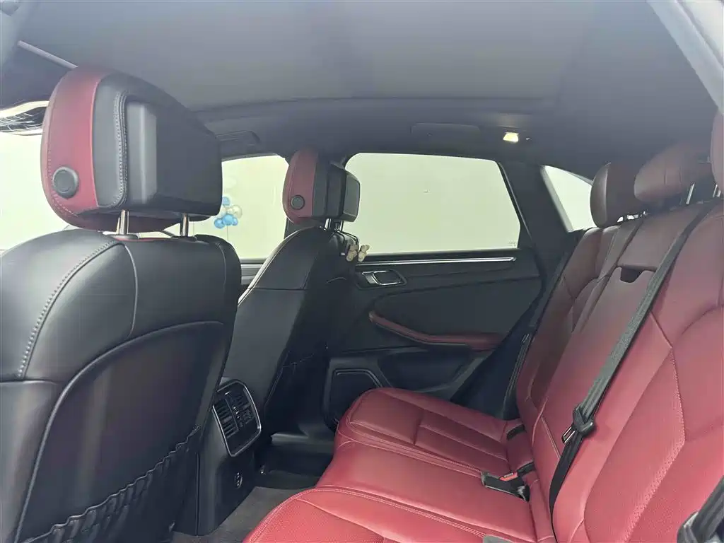 Porsche Macan 2024 Macan 2.0T фото 8
