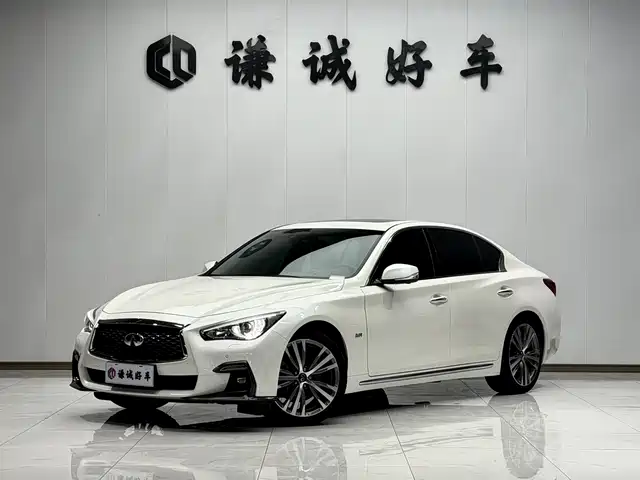 INFINITI Q50L