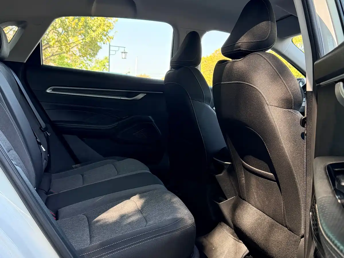 GEELY AUTOMOBILE EMGRAND