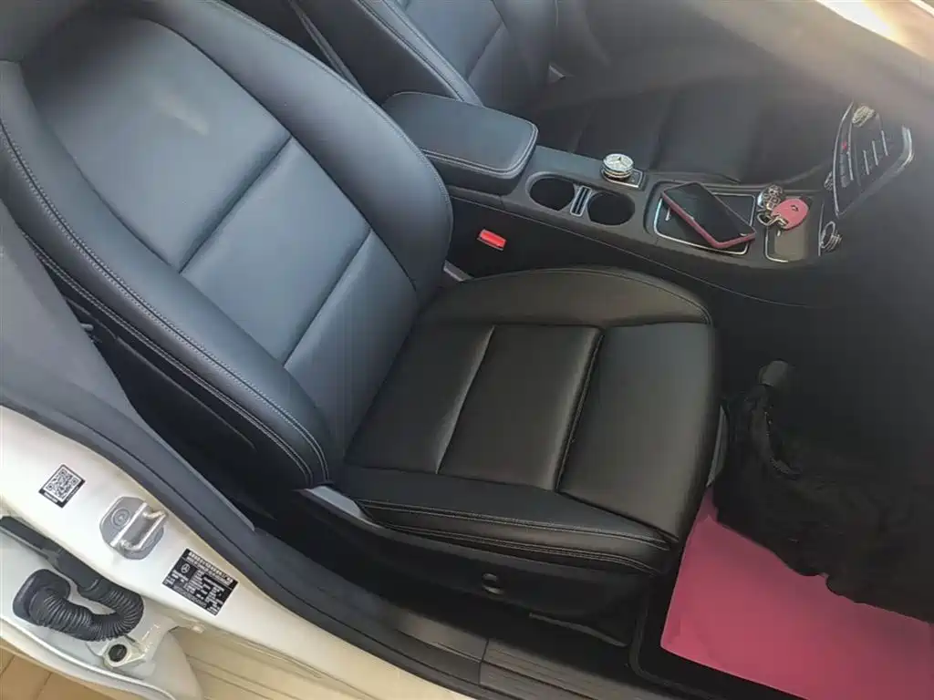 Mercedes-Benz CLA (Import) 2017 Facelift CLA 200 Style фото 25