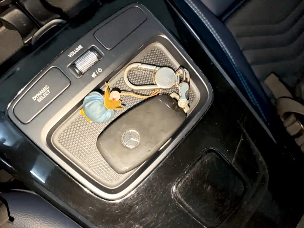 صورة 9 - Mercedes-Benz A-Class