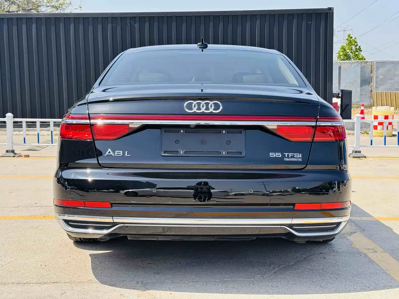Audi A8 2018 A8L 55 TFSI quattro Launch Premium фото 4