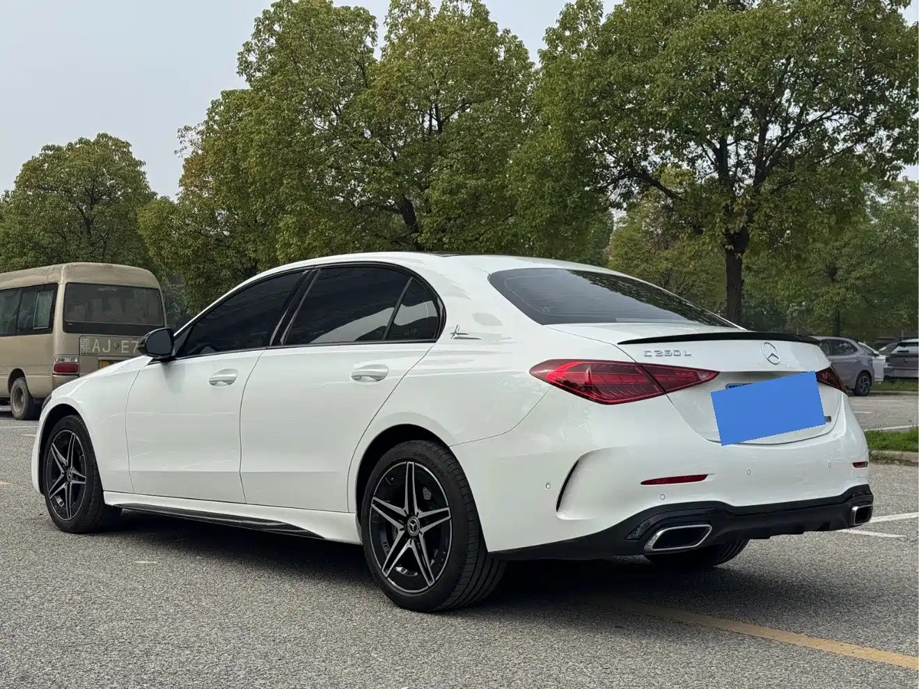 Mercedes-Benz C-Class 2024 C 260 L Night Edition Sport фото 13