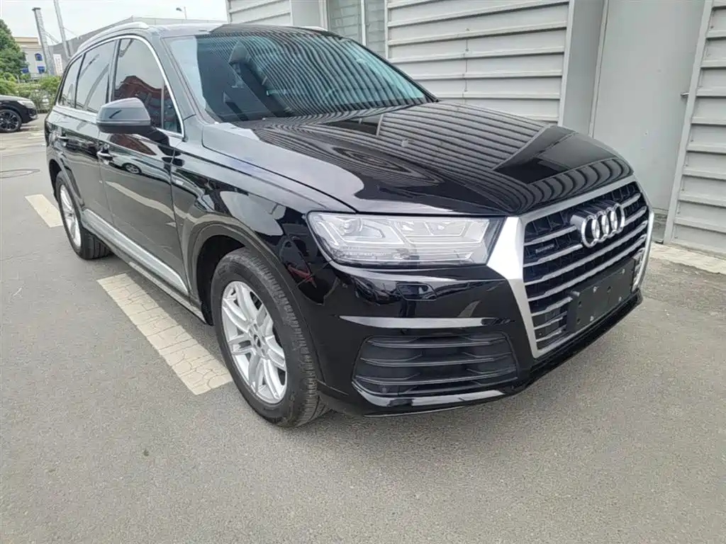 Audi Q7 2019 45 TFSI S line Sport фото 7