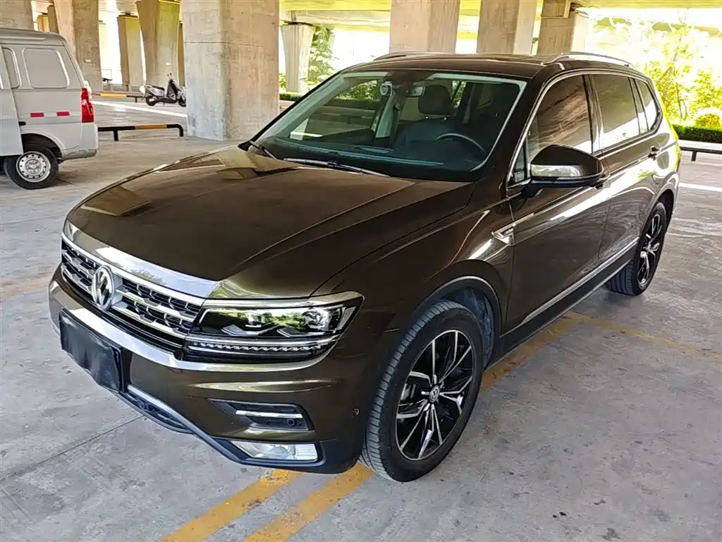 Volkswagen Tiguan L 2019 380TSI Auto AWD Smart Luxury Edition China V фото 2