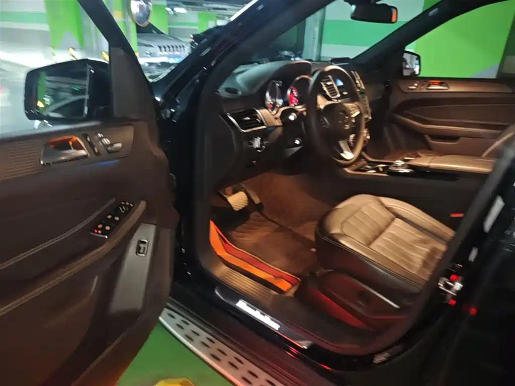 Mercedes-Benz GLE 2018 GLE 320 4MATIC Dynamic Ultimate Edition фото 23