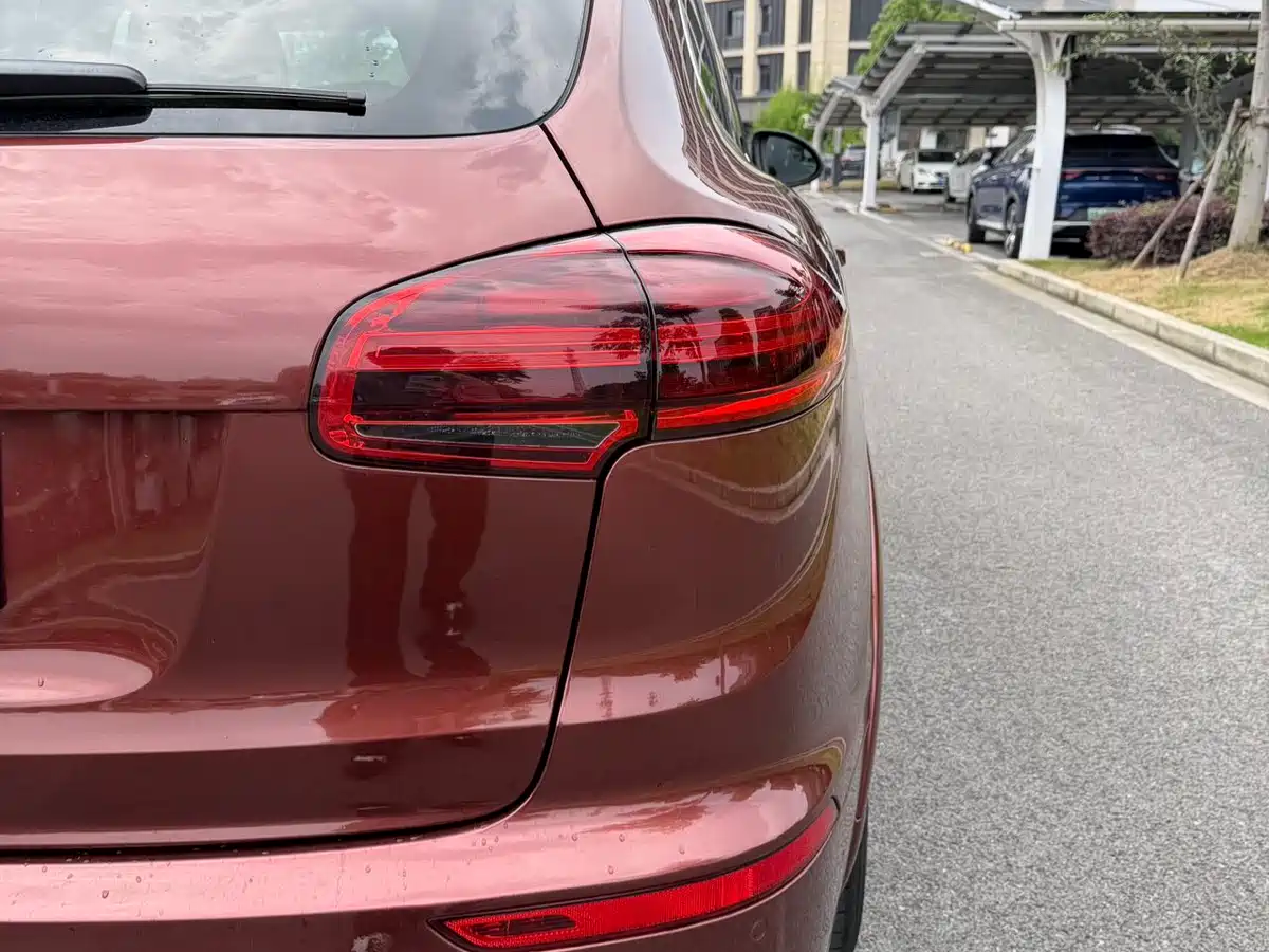 Porsche Cayenne 2011 Cayenne 3.0T фото 9