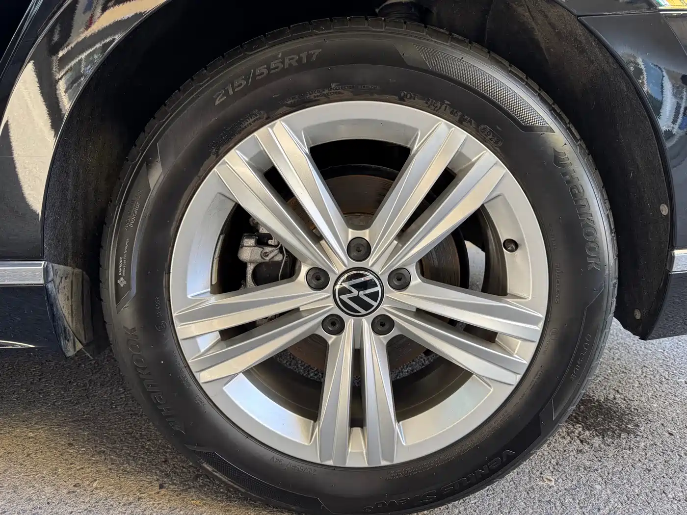 Volkswagen Magotan 2023 2 Million Units Commemorative Edition 280TSI DSG Comfort фото 22