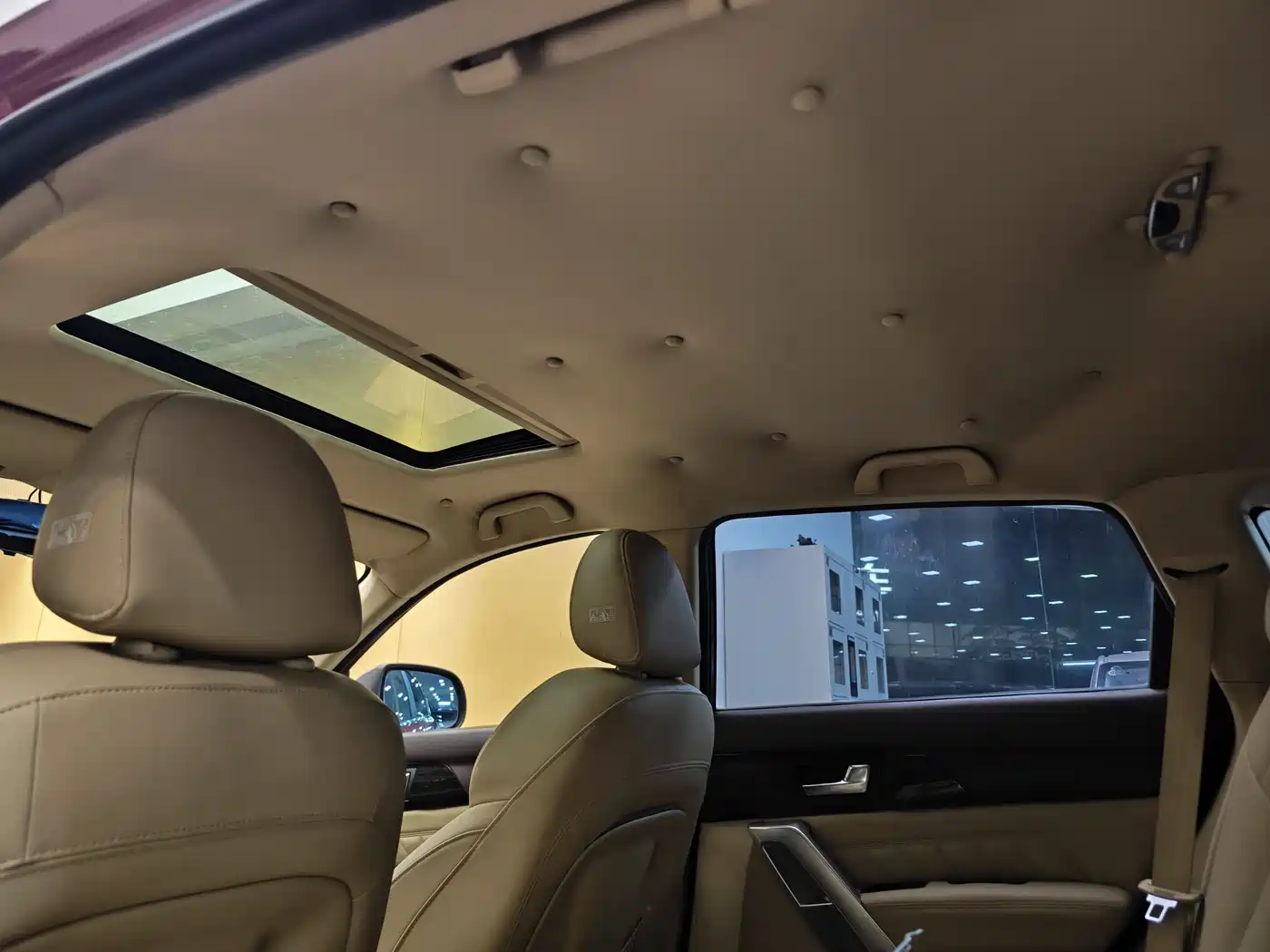 Haval H2 2015 1.5T Automatic 2WD Premium Edition фото 23