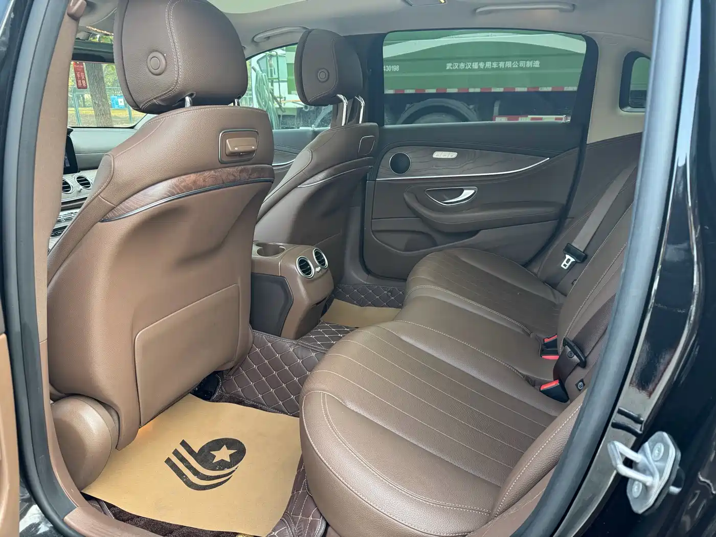 Mercedes-Benz E-Class 2020 Facelift E 300 L Fashion фото 6