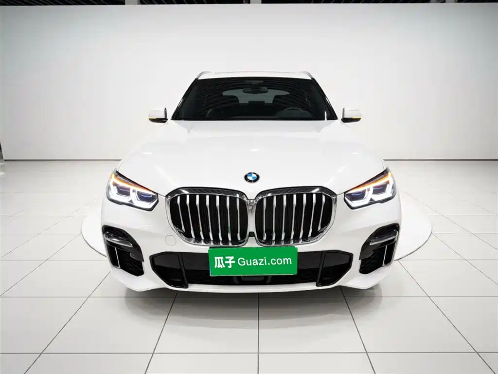 BMW X5 2022 xDrive 40Li Premium M Sport Package фото 3