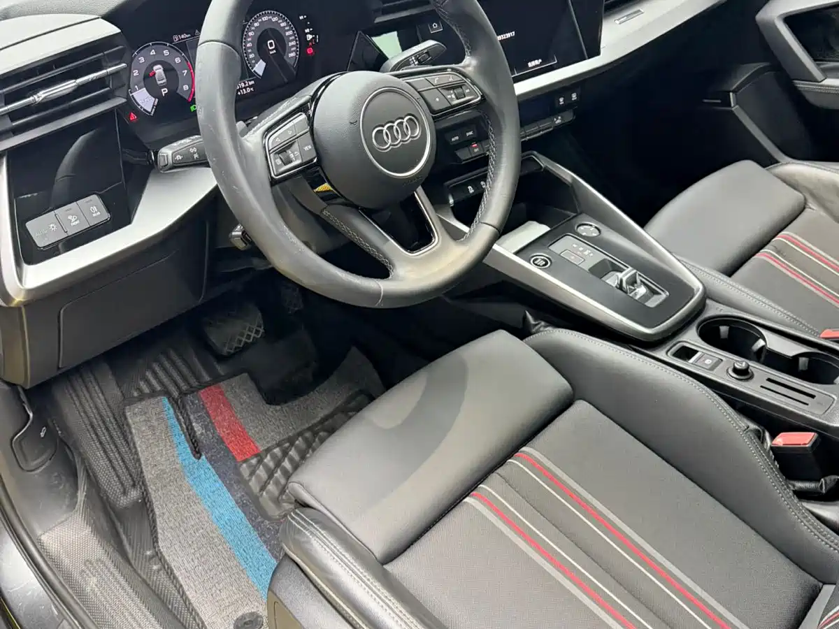 Audi A3 2024 Model A3L Limousine 35 TFSI Fashion Sport фото 17
