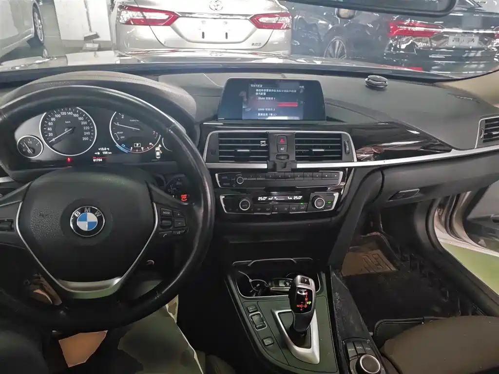 BMW 3 Series 2018 320Li Fashion Style фото 6