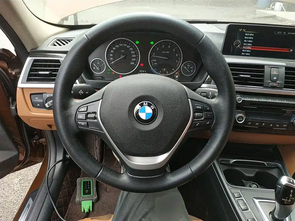 BMW 3 Series 2016 320Li Luxury Design Package фото 11